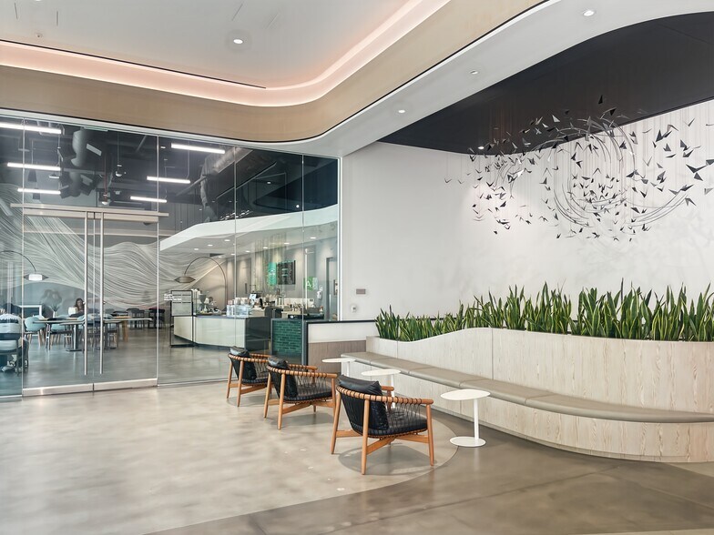 More Photos Of 655 N Central Ave, Glendale Coworking Space