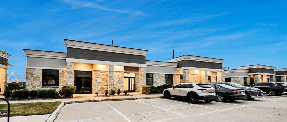 More Photos Of 830 Julie Rivers Dr, Sugar Land Unknown For Lease