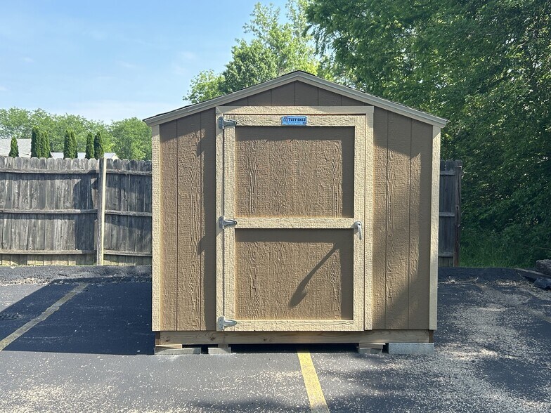 More Photos Of 10456 Pippin Rd, Cincinnati Office For Sale