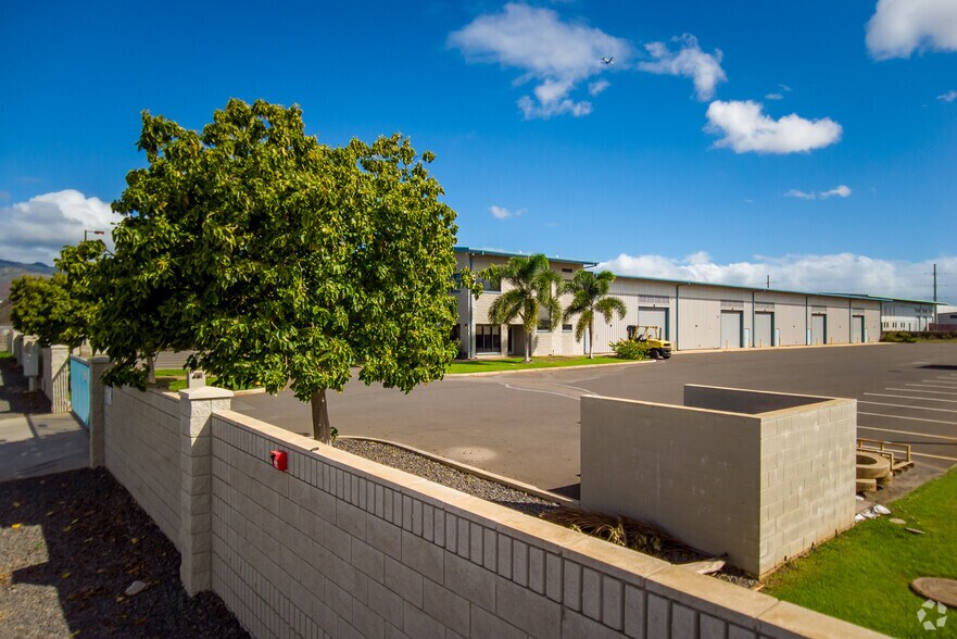 More Photos Of 91-162 Malakole St, Kapolei Warehouse For Lease