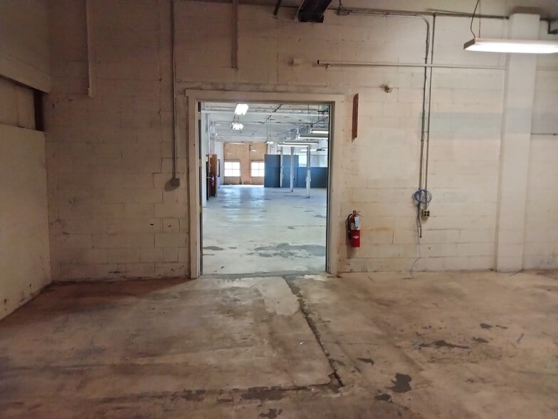 More Photos Of 200 N Washington St, Boyertown Manufacturing For Sale