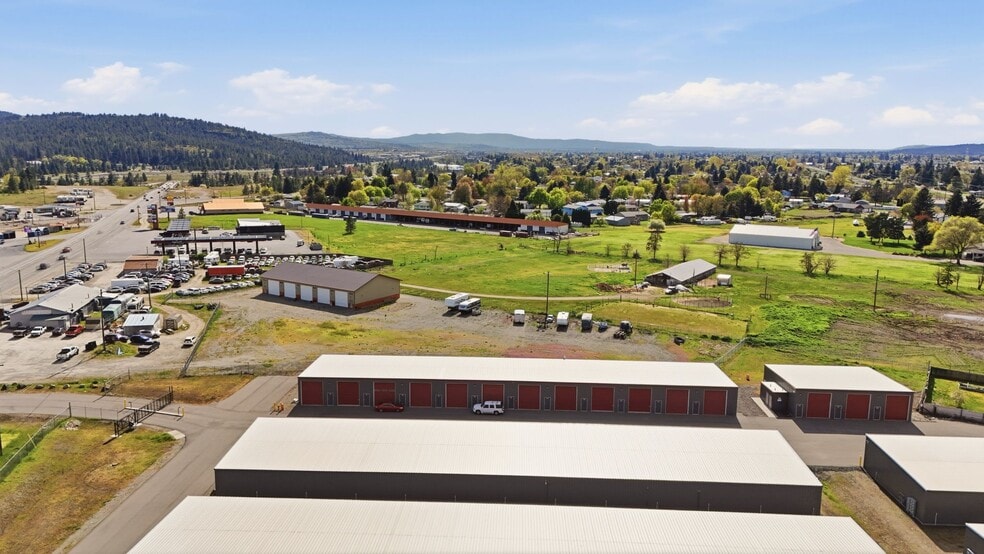 More Photos Of 6829 Seltice #202 203 204 205 206 way, Post Falls Warehouse For Sale