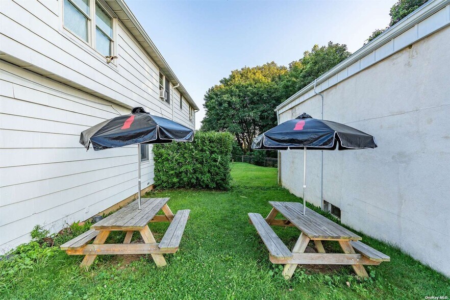 More Photos Of 5087 Sound Ave, Riverhead Storefront Retail Residential For Sale