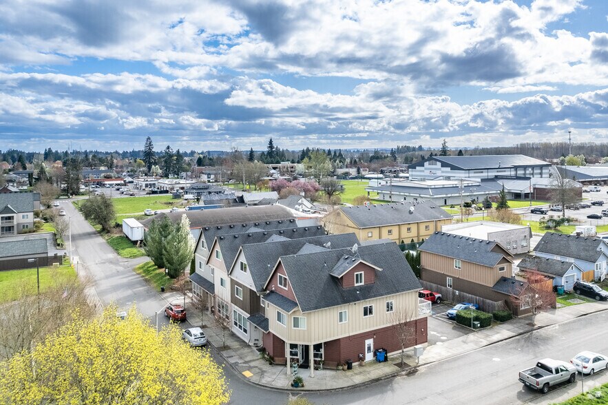 More Photos Of 308-314 NE 1st Ave, Battle Ground Apartments For Lease