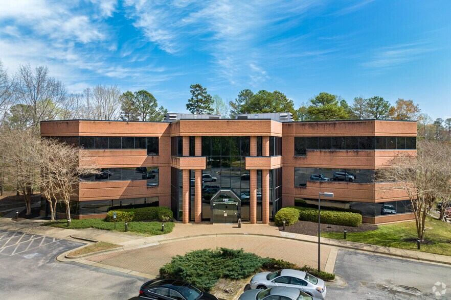 Primary Photo Of 720 Moorefield Park Dr, Richmond Office For Lease