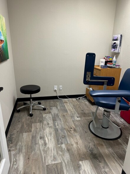 More Photos Of 16776 Bernardo Center Dr, San Diego Coworking Space