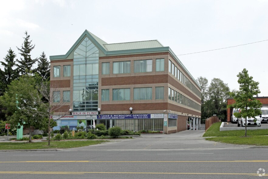 More Photos Of 701 Sheppard Ave E, Toronto Medical For Lease