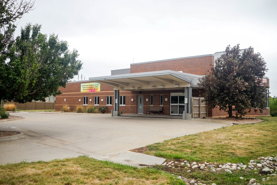 Primary Photo Of 2203 Summerlon Cir, Dodge City Healthcare For Sale