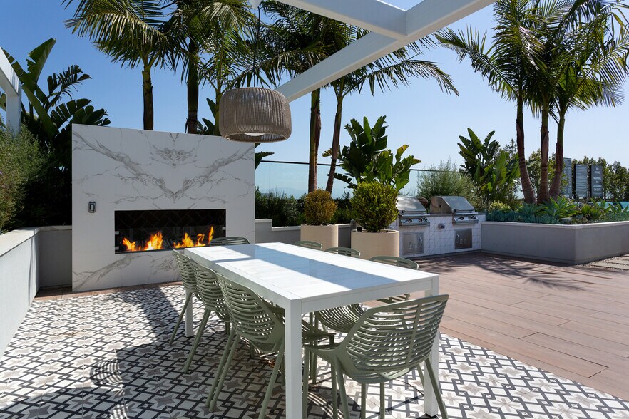 More Photos Of 185 S State College Blvd, Brea Apartments For Lease