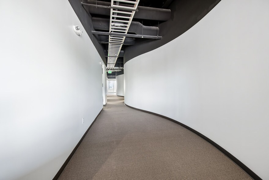 More Photos Of 5153 Camino Ruiz, Camarillo Office For Lease