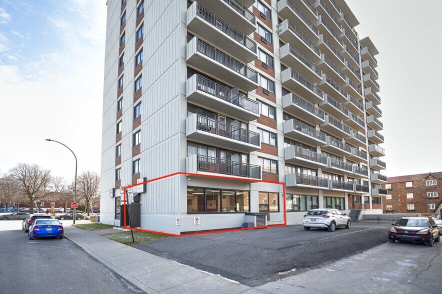 Primary Photo Of 5425-5455 Rue De Terrebonne, Montréal Apartments For Lease