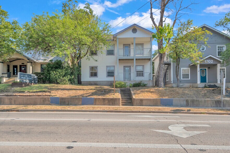 Primary Photo Of 1704 W 6th St, Austin Office Residential For Lease