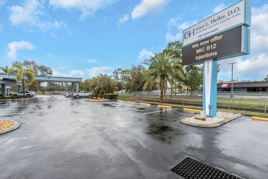 Primary Photo Of 7641 66th St N, Pinellas Park Medical For Sale