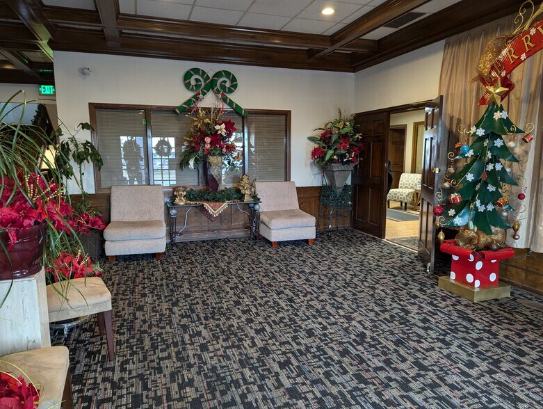 More Photos Of 2103 S Wadsworth Blvd, Lakewood Office For Sale