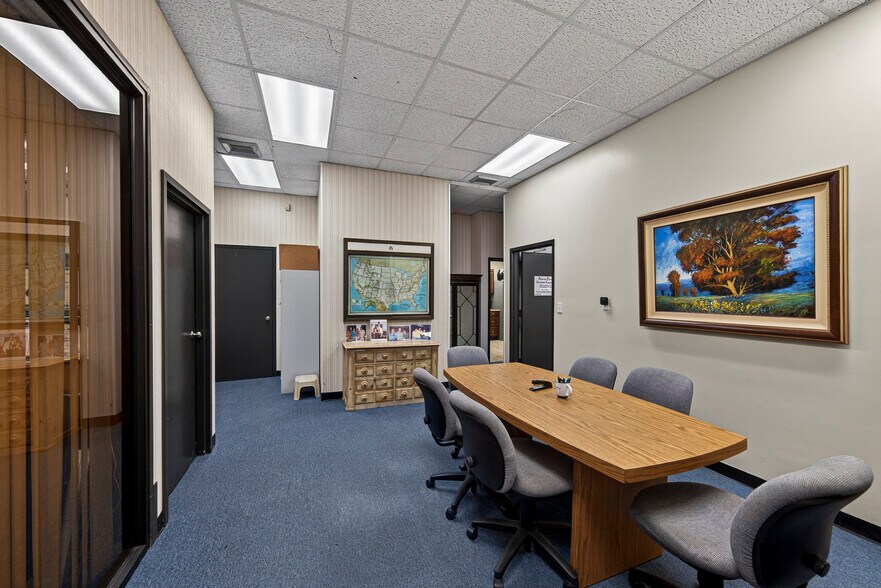 More Photos Of 3050 E Commercial Blvd, Fort Lauderdale Office For Sale