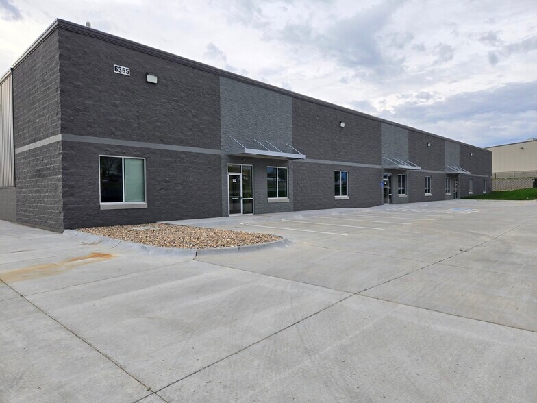 Primary Photo Of 6365 118th St, Omaha Warehouse For Lease