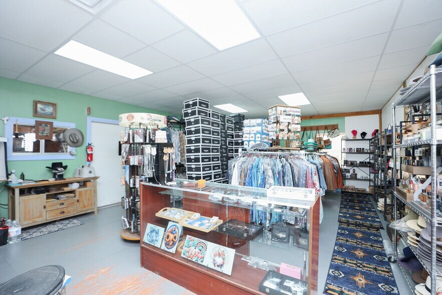 More Photos Of 10191 Bonner Rd, Pattison Specialty For Sale