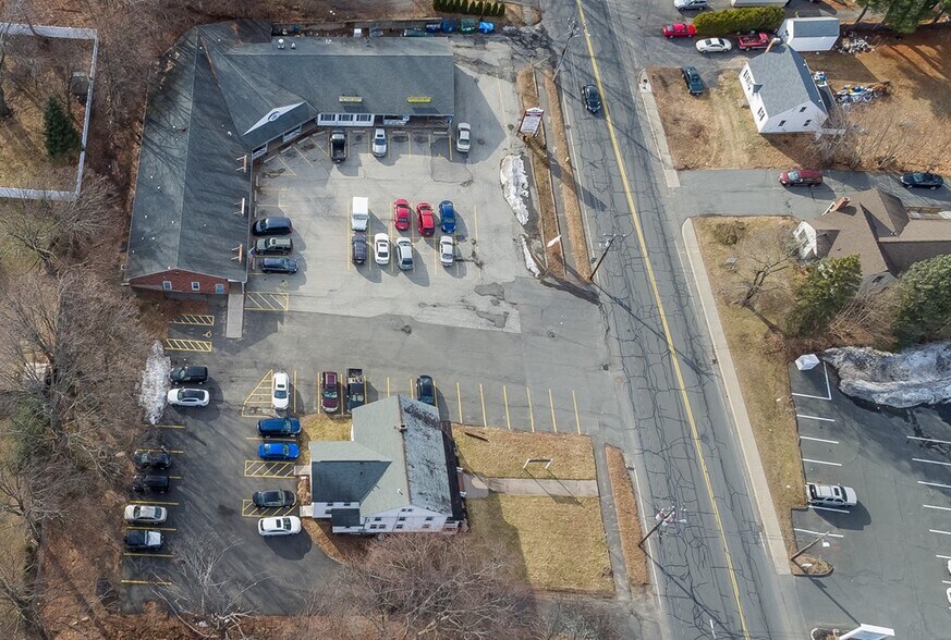 More Photos Of 23 Southwick St, Feeding Hills Office For Lease