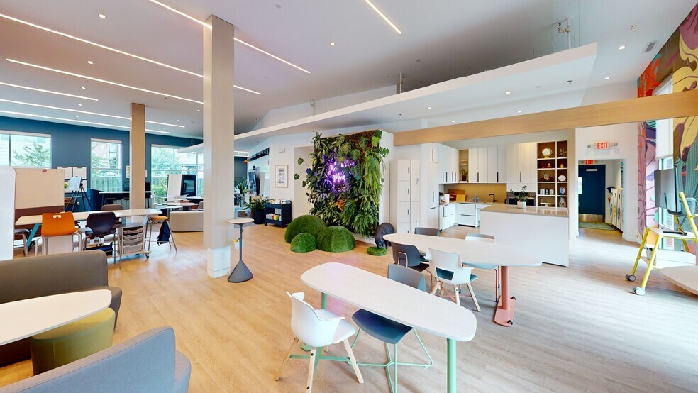 More Photos Of 11634 Maple St, Fishers Office For Lease