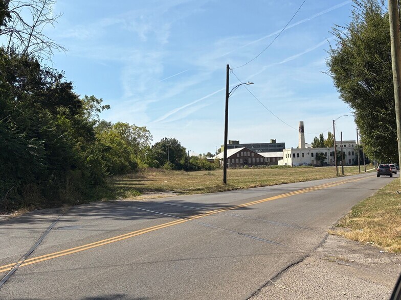 More Photos Of 333 Linden Ave, Dayton Land For Sale