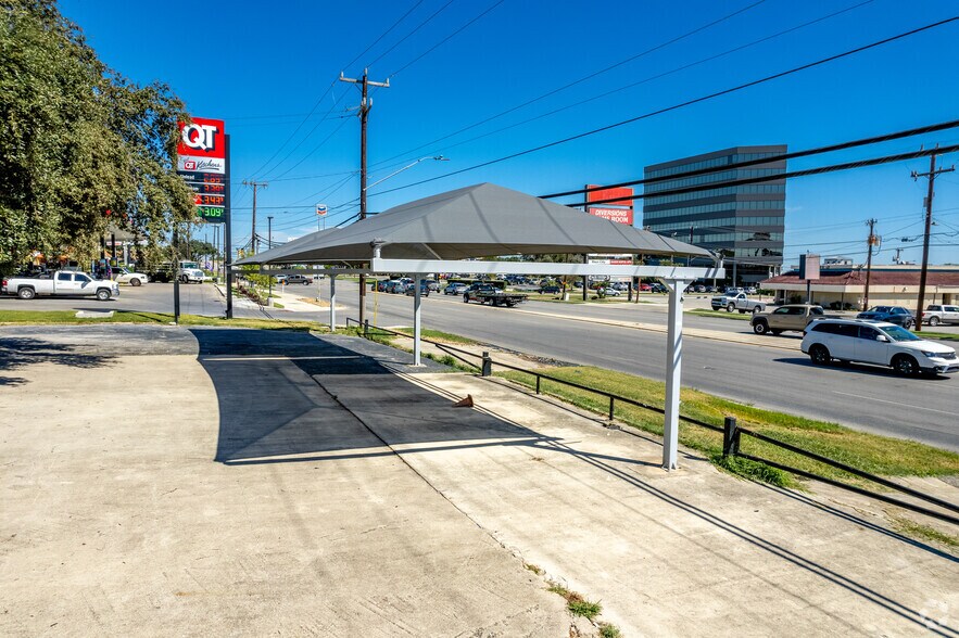 More Photos Of 9907 San Pedro Ave, San Antonio Auto Dealership For Sale
