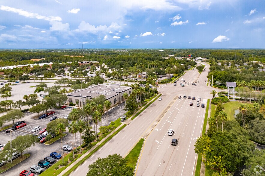 More Photos Of 8314 Citrus Park Dr, Tampa Freestanding For Lease