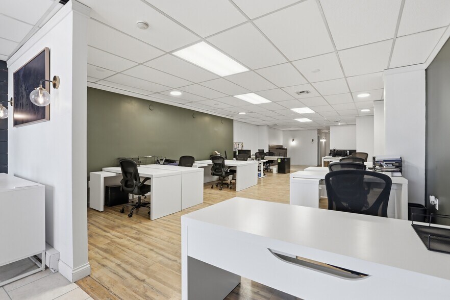 More Photos Of 57 Main St, Amesbury Office For Sale