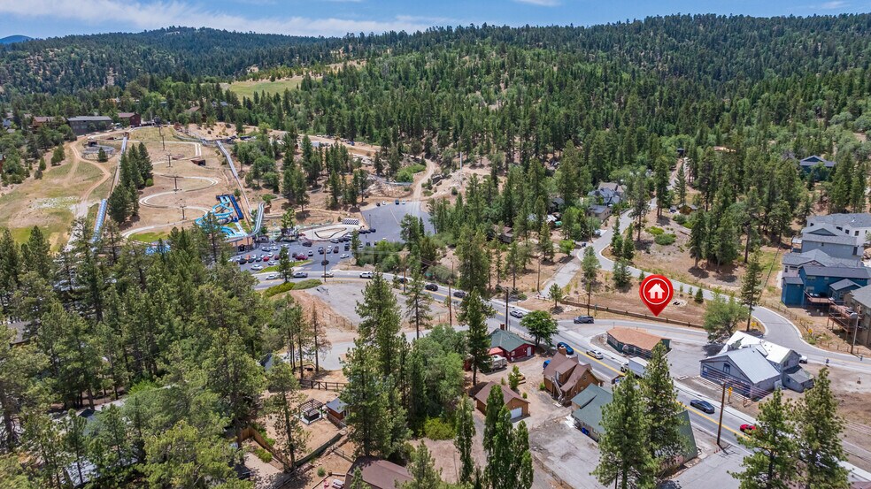 More Photos Of 40277 Big Bear Blvd, Big Bear Lake Storefront Retail Residential For Lease