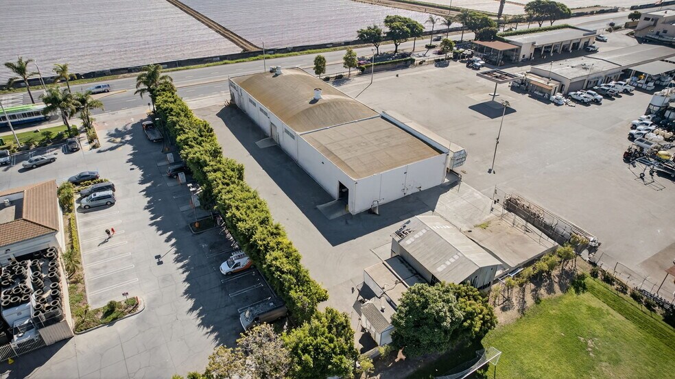 More Photos Of 635 S Rose Ave, Oxnard Warehouse For Sale