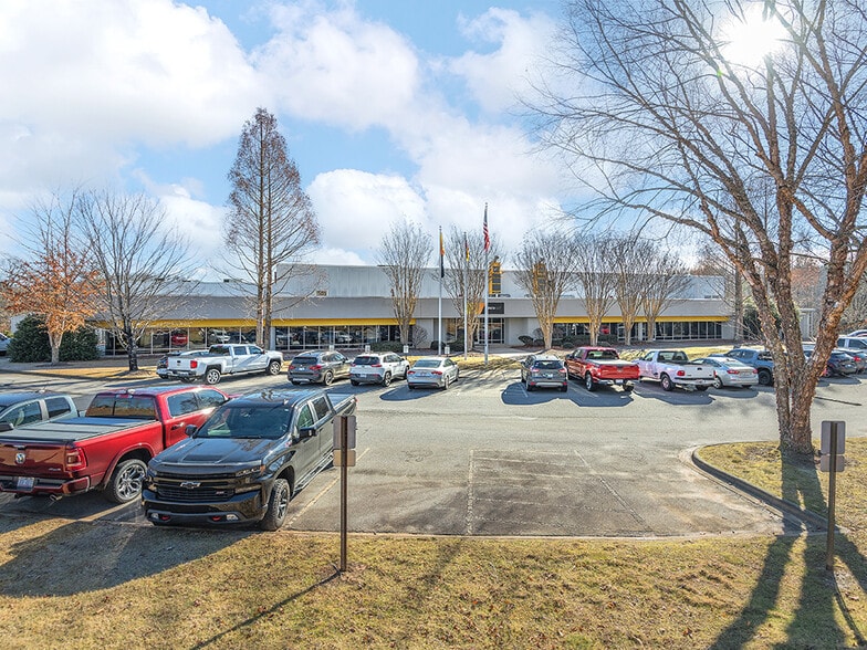 More Photos Of 140 Vista Blvd, Arden Manufacturing For Lease