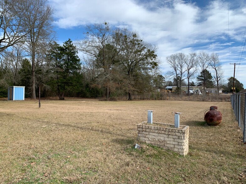 More Photos Of 6887 State Highway 31 E, Murchison Warehouse For Sale