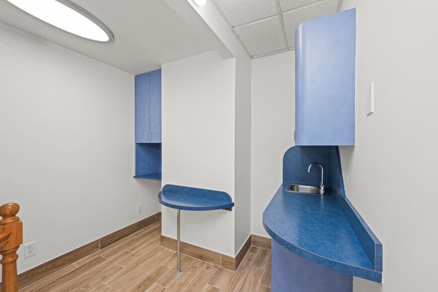 More Photos Of 248 Avenue P, Brooklyn Office Residential For Sale