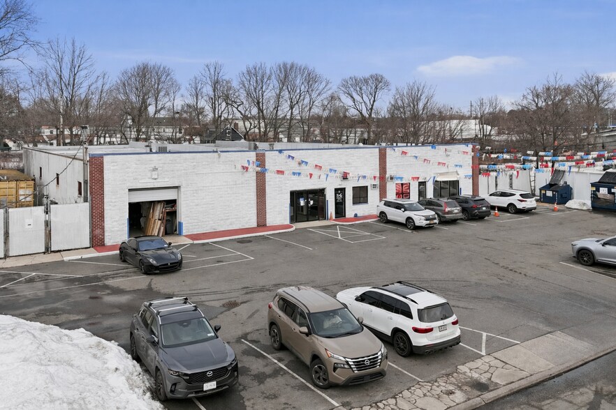 More Photos Of 9-13 Pine Aire Dr, Bay Shore Warehouse For Sale