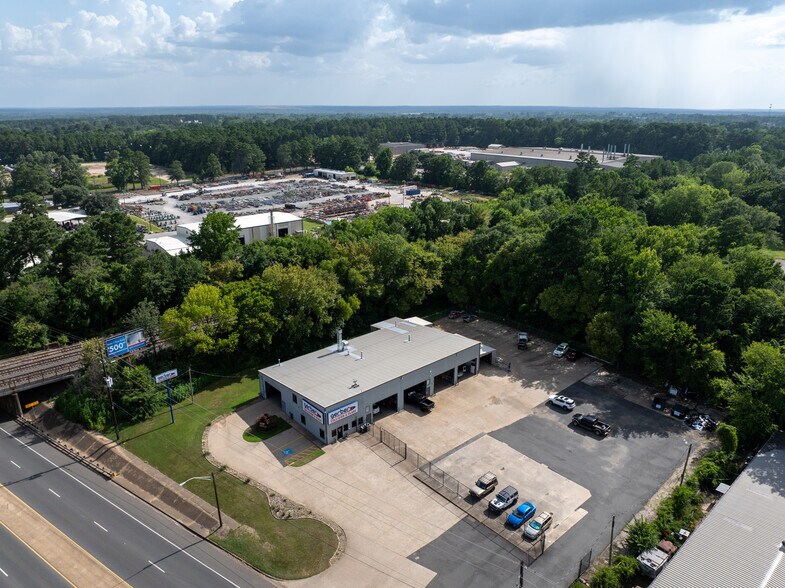 More Photos Of 3045 W Loop 281, Longview Auto Repair For Sale