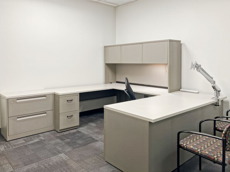 More Photos Of 5225 Tech Data Dr, Clearwater Coworking Space