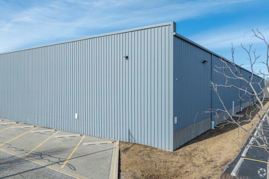 More Photos Of 7801 Industrial Dr, Forest Park Warehouse For Sale