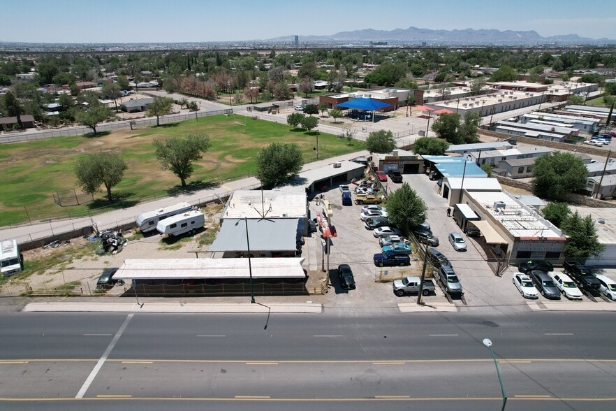 More Photos Of 8326 Alameda Ave, El Paso Auto Repair For Sale