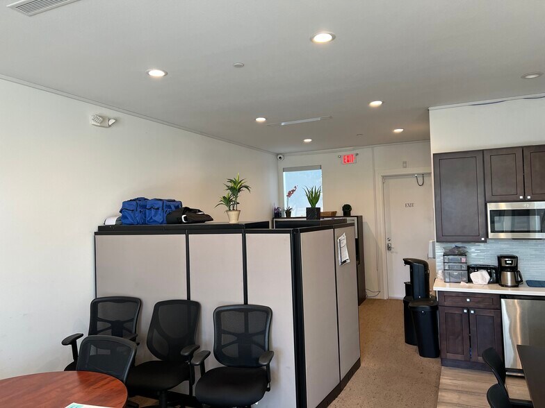 More Photos Of 7336 W Post Rd, Las Vegas Loft Creative Space For Lease