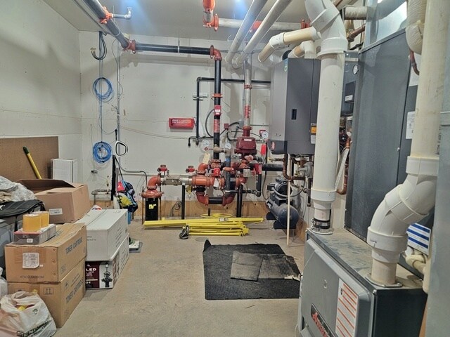 More Photos Of 705 N Main St, Loyal Industrial For Sale