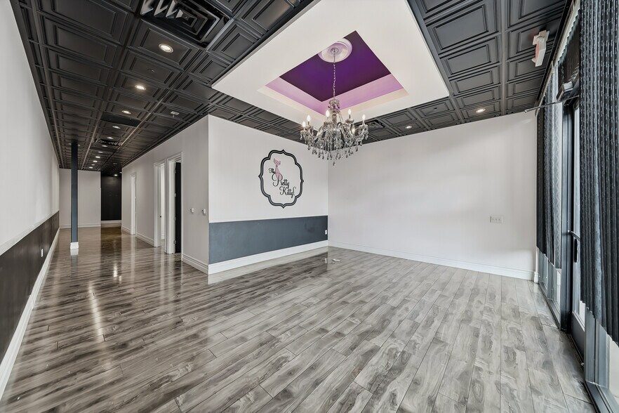Primary Photo Of 6446 N Durango Dr, Las Vegas Freestanding For Lease
