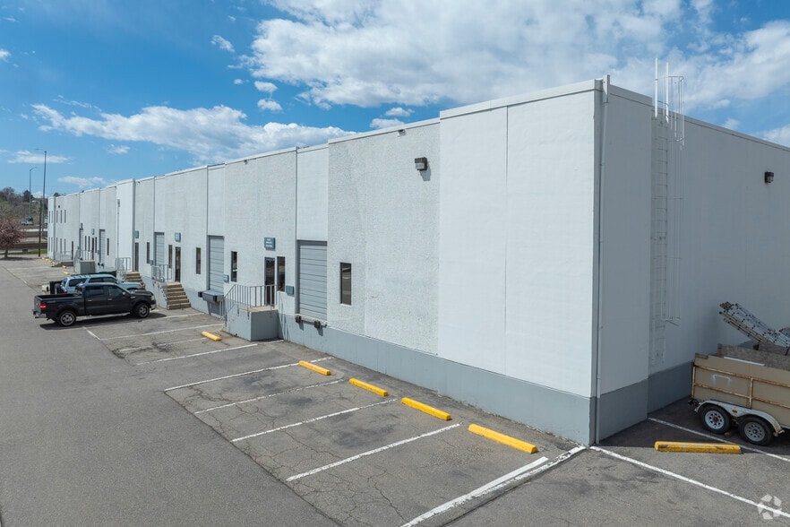 More Photos Of 8141 W I-70 Frontage Rd, Arvada Unknown For Lease