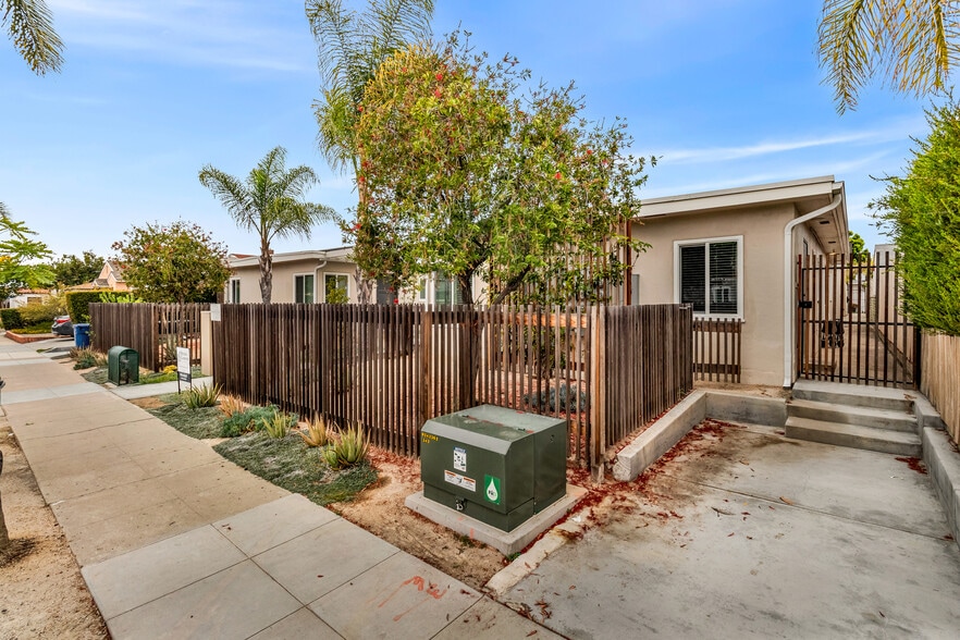 More Photos Of 5074 Madison Ave, San Diego Apartments For Sale