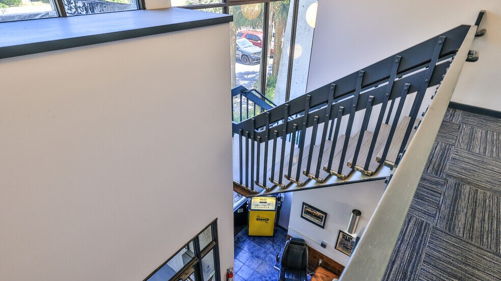 More Photos Of 2 Commerce Blvd, Palm Coast Warehouse For Lease