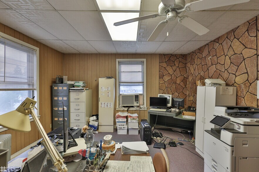 More Photos Of 419-437 W Emaus ave, Allentown General Retail For Sale