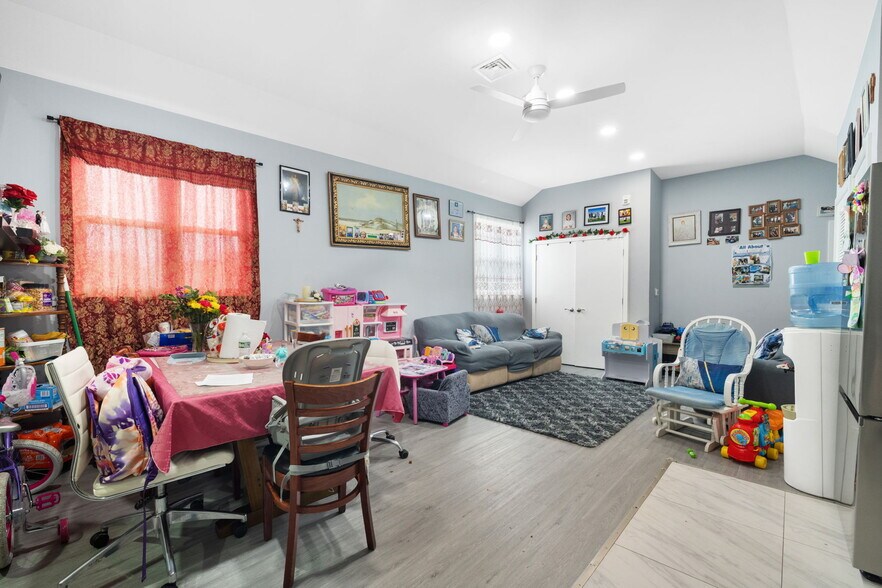More Photos Of 168-172 Main St, Nyack Storefront For Sale