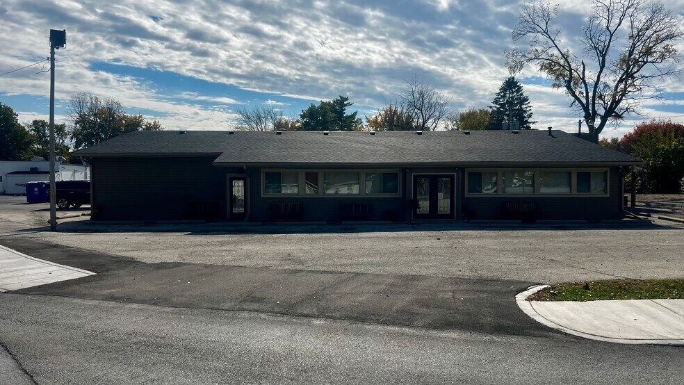 More Photos Of 508 E 6th St, Sheridan Storefront For Sale