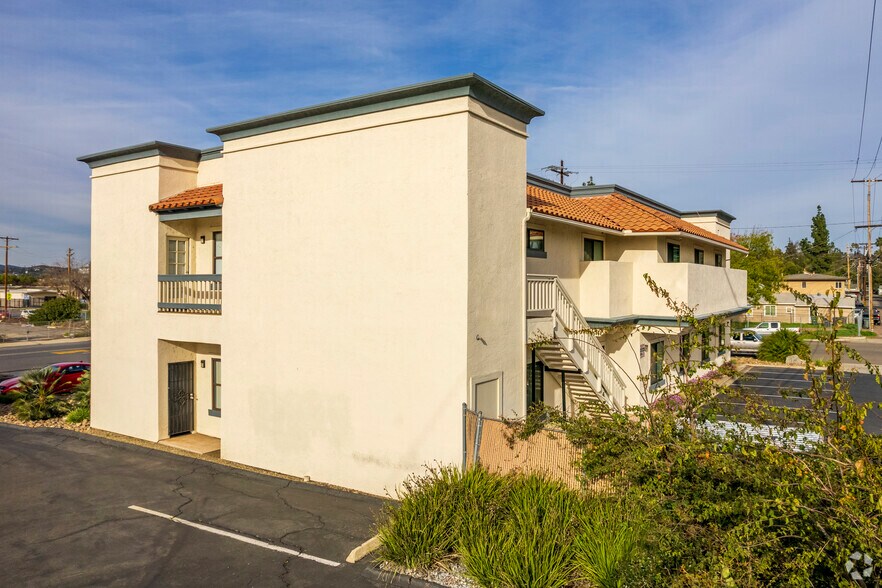 More Photos Of 205 W 5th Ave, Escondido Office For Lease