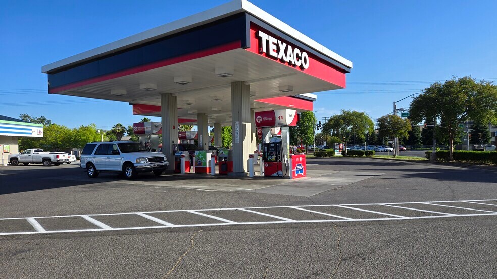 More Photos Of 5600-5628 Watt Ave, North Highlands Unknown For Lease