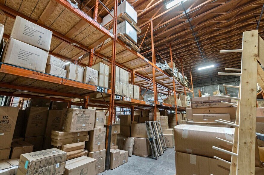 More Photos Of 110 Spring Hill Dr, Grass Valley Manufacturing For Sale