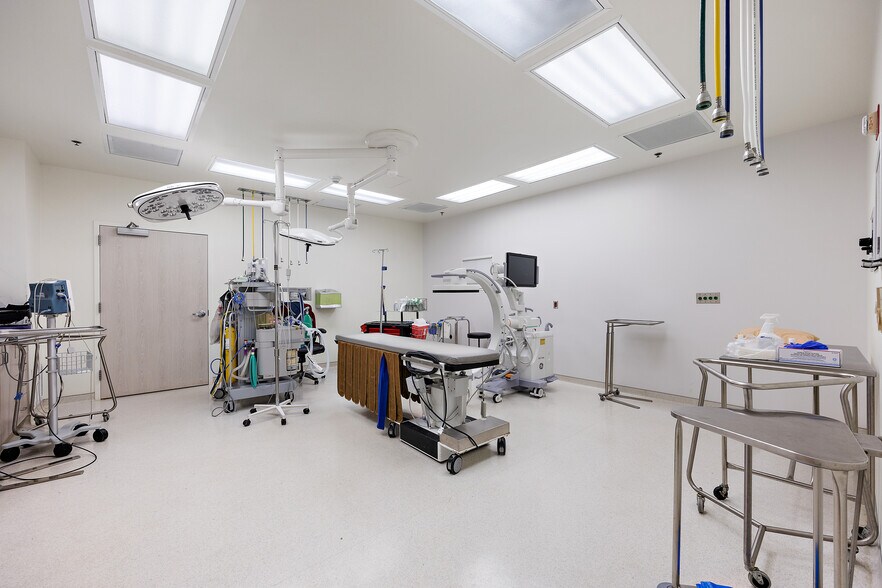 More Photos Of 3610 N University Dr, Nacogdoches Healthcare For Sale